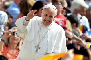 Entrevista con el Papa Francisco en La Stampa sobre Sínodo Pan-amazonico